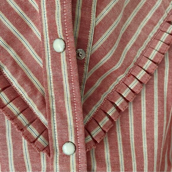 Wrangler 70s Vintage Red Cream Striped Western Shirt size small Ruffle Neck - Picture 6 of 8